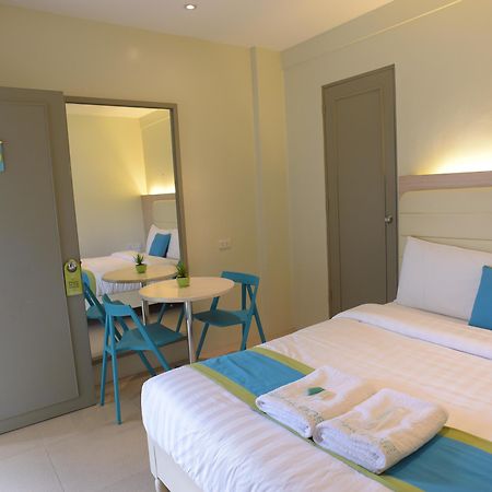 Laoag Parklane Hotel Exterior photo